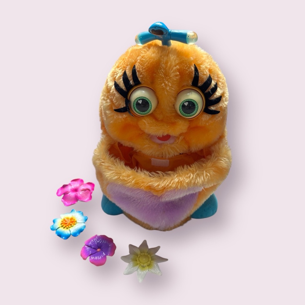 Vintage 1999 Trendmasters Wuv Luvs Orange Mommy Animatronic Plush & Accessories